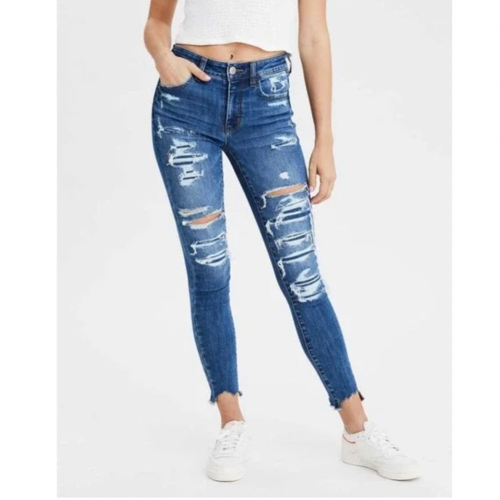 American Eagle Women’s Next Level Stretch Jegging Crop Distressed Hi-rise Jeans
